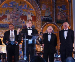 Уинтон Марсалис и Игорь Бутман на церемонии вручения премии в посольстве России в Вашингтоне (фото: пресс-служба Butman Music)